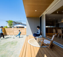 山梨で注文住宅をご検討中の方必見！ウッドデッキについて