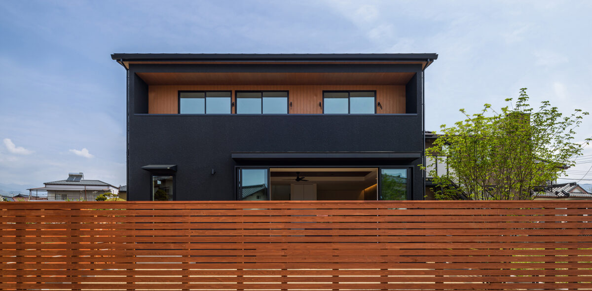 上質な暮らしを愉しむ開放的な家