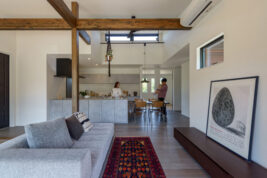 趣と拘りの詰ったシックモダンの平屋