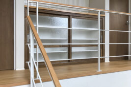 造作家具のご依頼を受けて伺いました。~アンティークガラスで繋がる世界観~